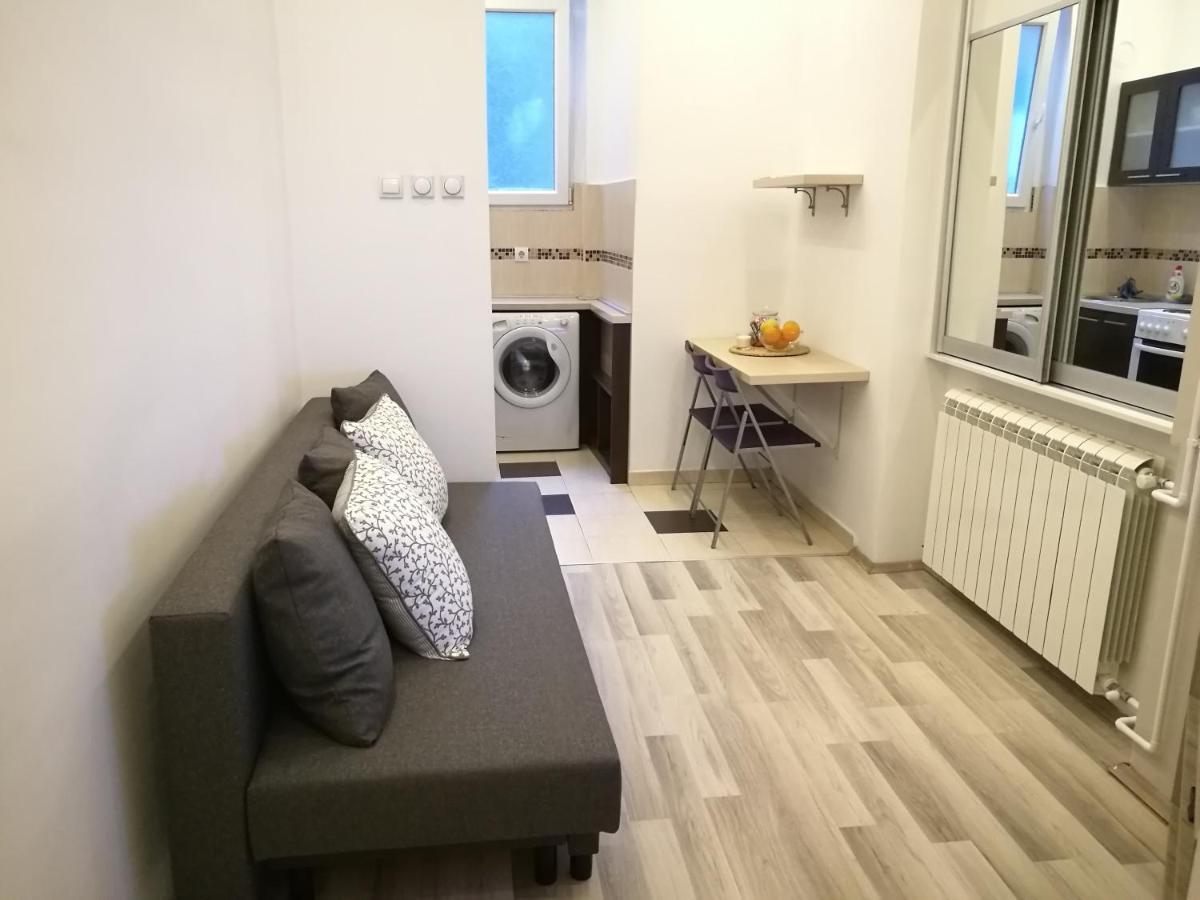 Apartment In The Heart Of Belgrad Exteriör bild